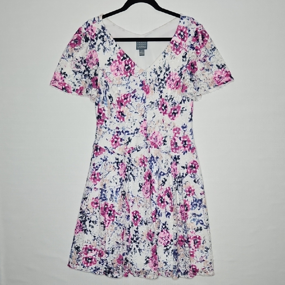 rabbit rabbut rabbit Designs Lace Floral V-Neck Dress - Pink and Blue